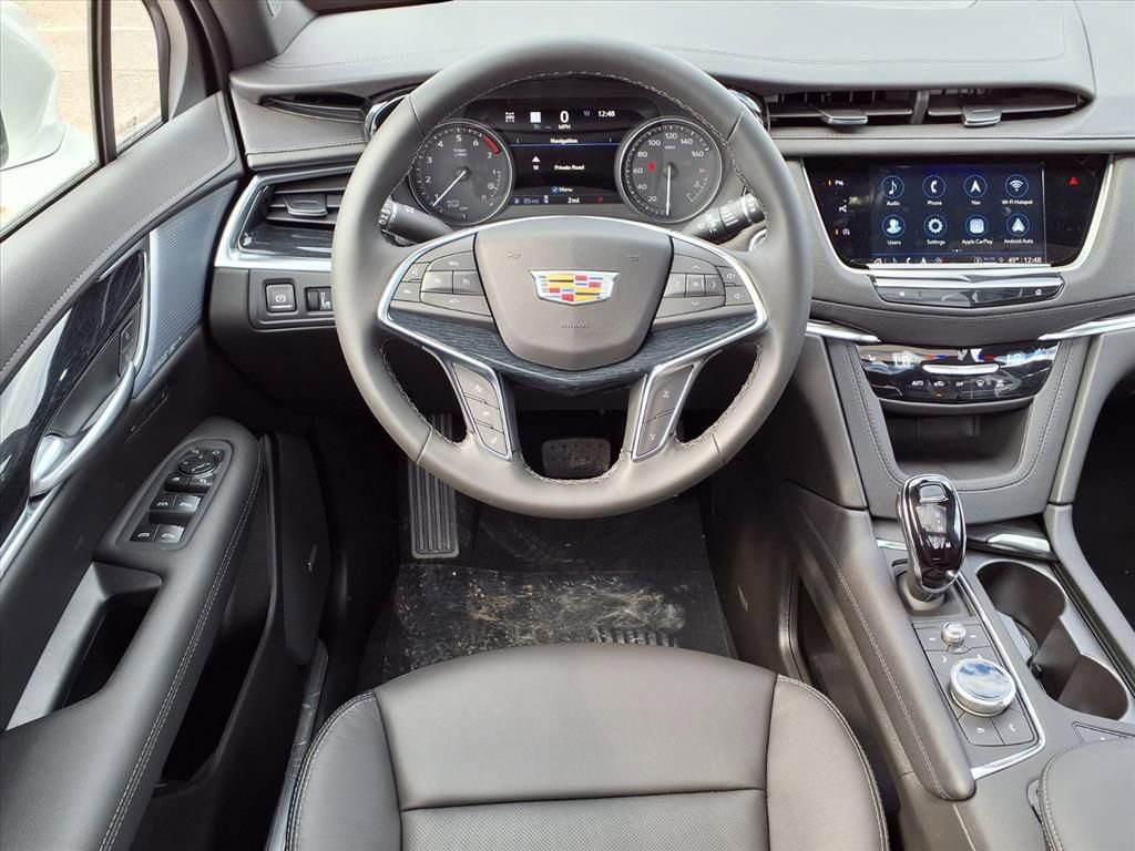 Thumbnail: 2026 Cadillac XT5 - 10