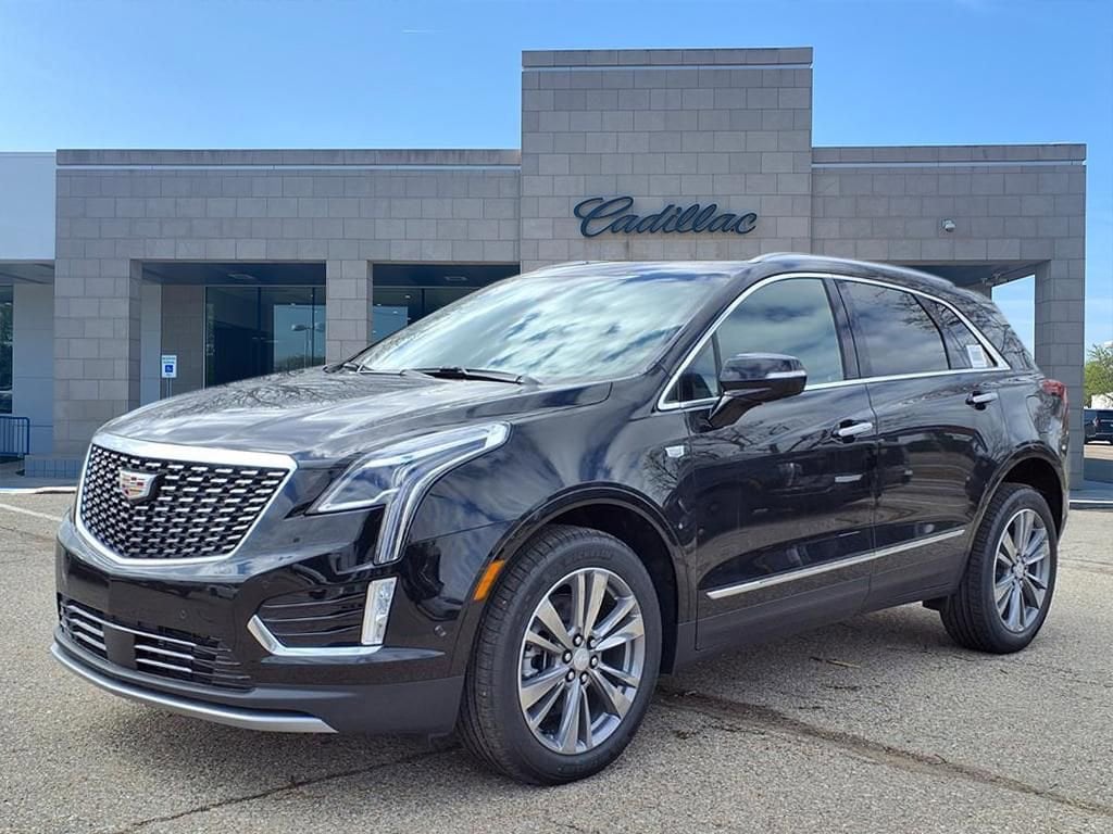 Thumbnail: 2026 Cadillac XT5 - 1