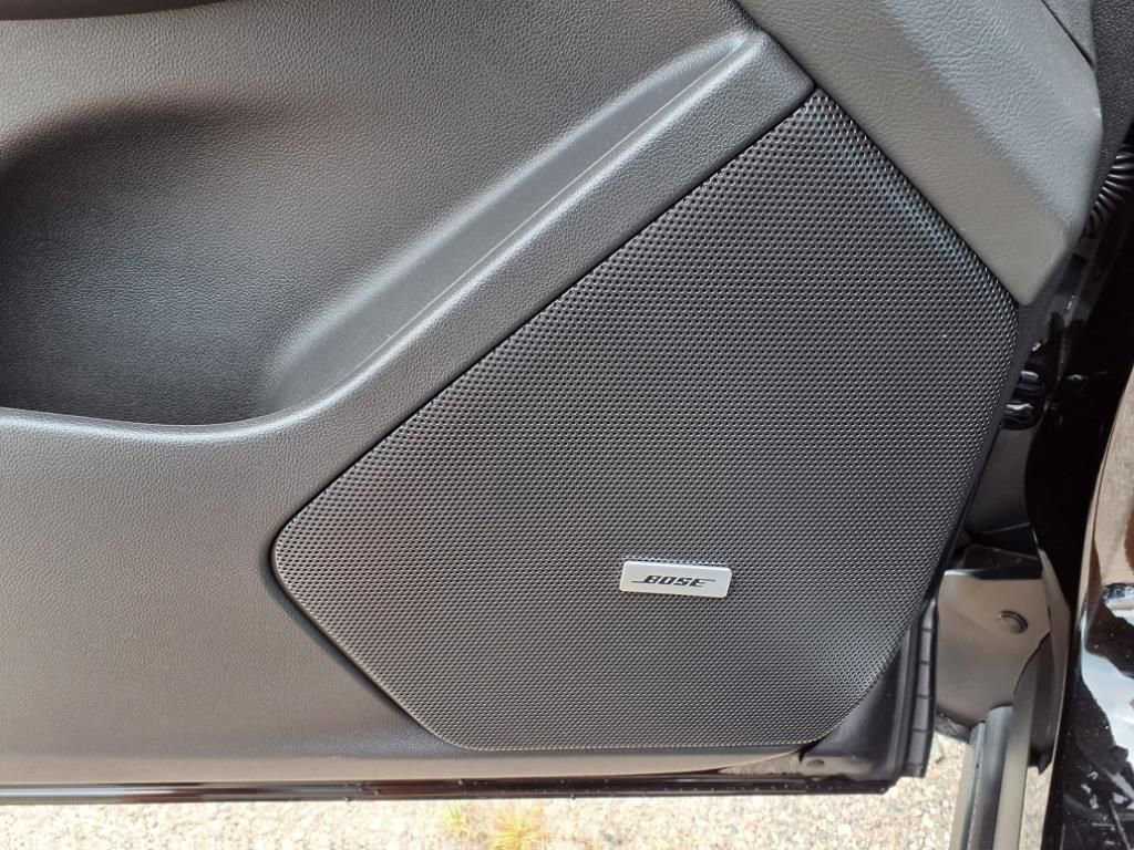 Thumbnail: 2025 Cadillac XT6 - 13