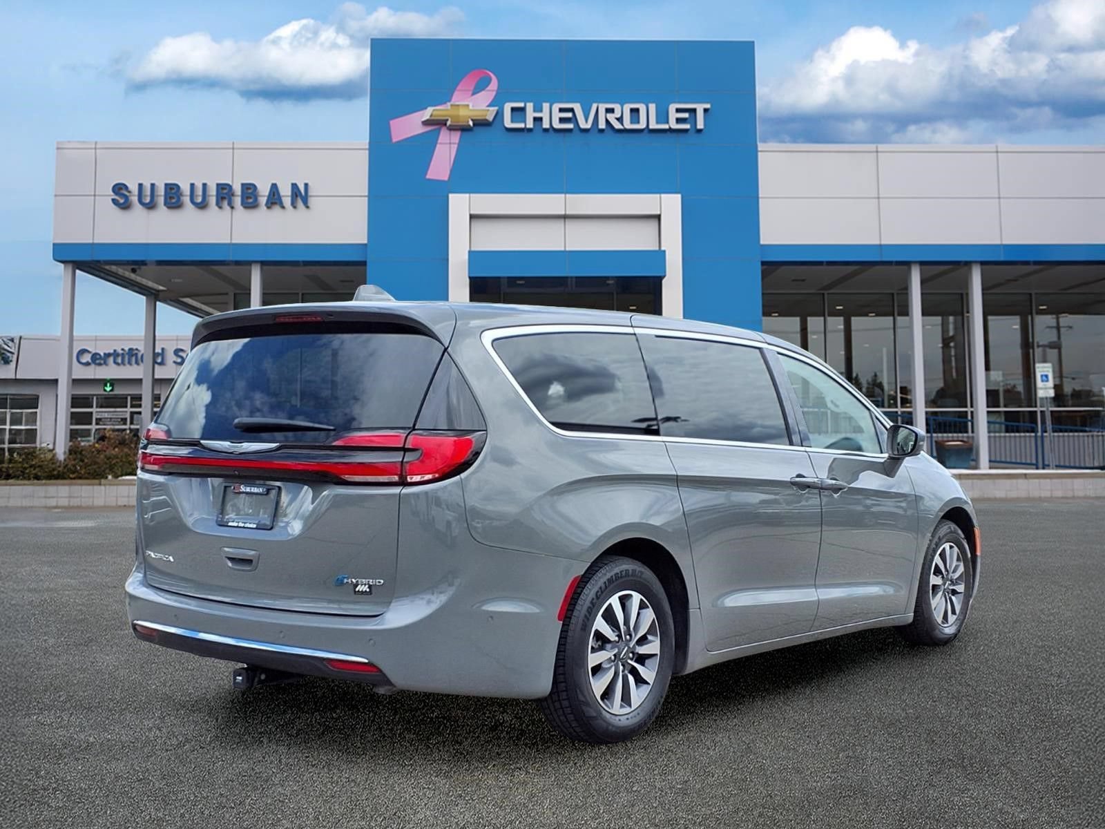 Thumbnail: 2022 Chrysler Pacifica - 5