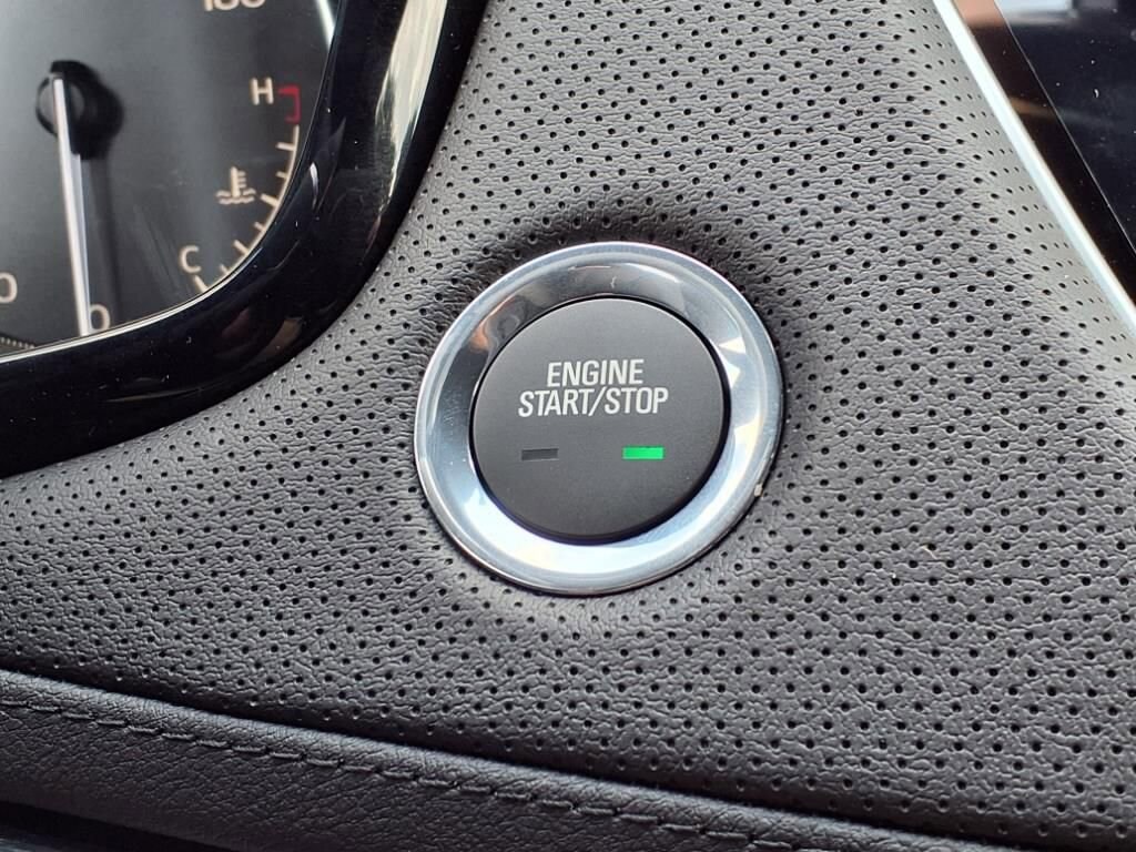 Thumbnail: 2025 Cadillac XT5 - 23