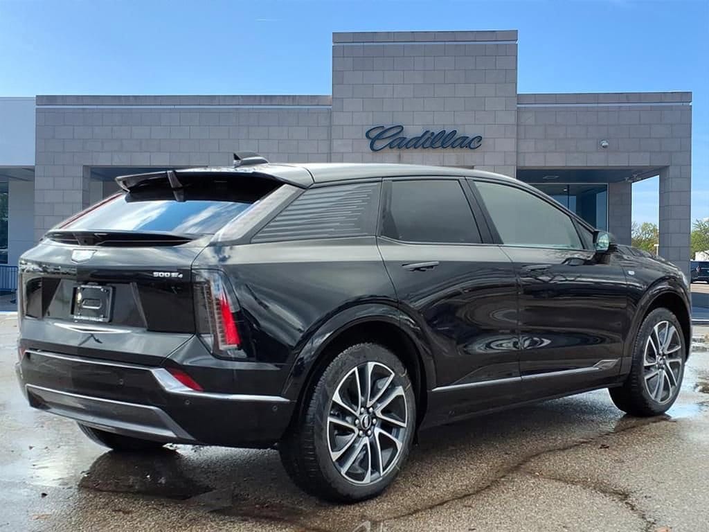 Thumbnail: 2026 Cadillac Optiq - 4