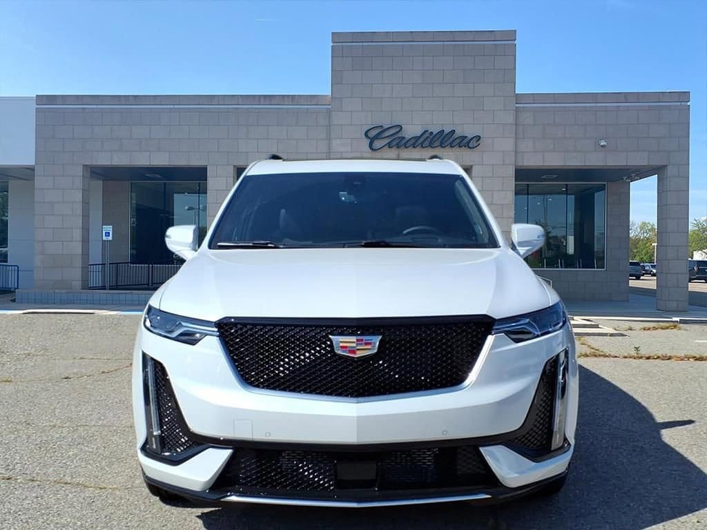 Thumbnail: 2025 Cadillac XT6 - 2