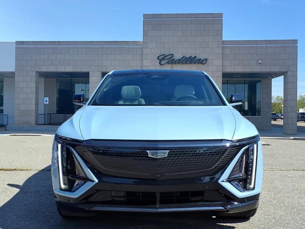 New 2026 CADILLAC LYRIQ Sport SUV