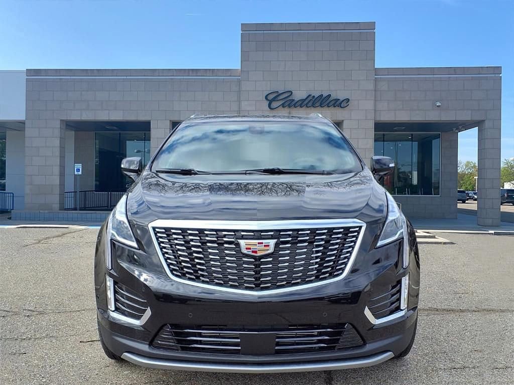Thumbnail: 2026 Cadillac XT5 - 2