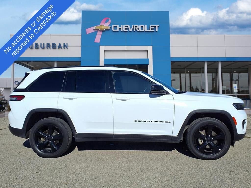 Used 2022 Jeep Grand Cherokee Altitude SUV