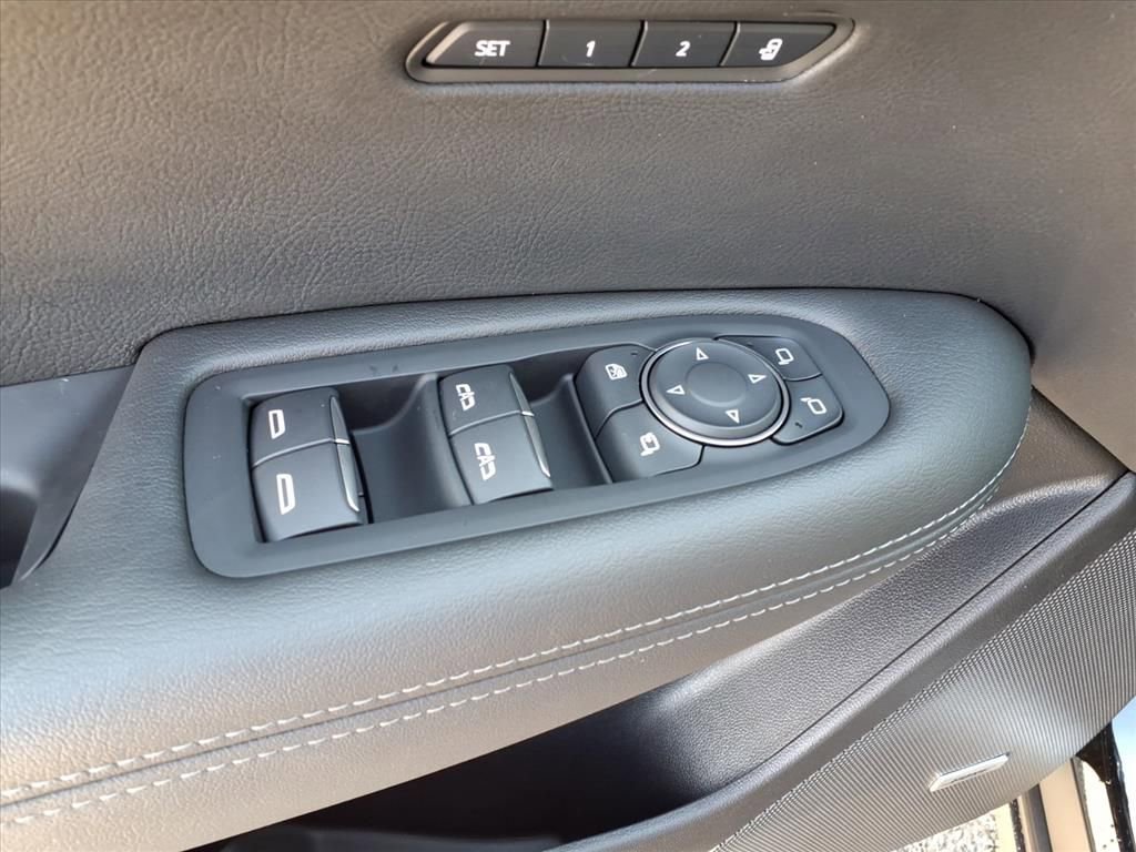 Thumbnail: 2025 Cadillac XT6 - 12