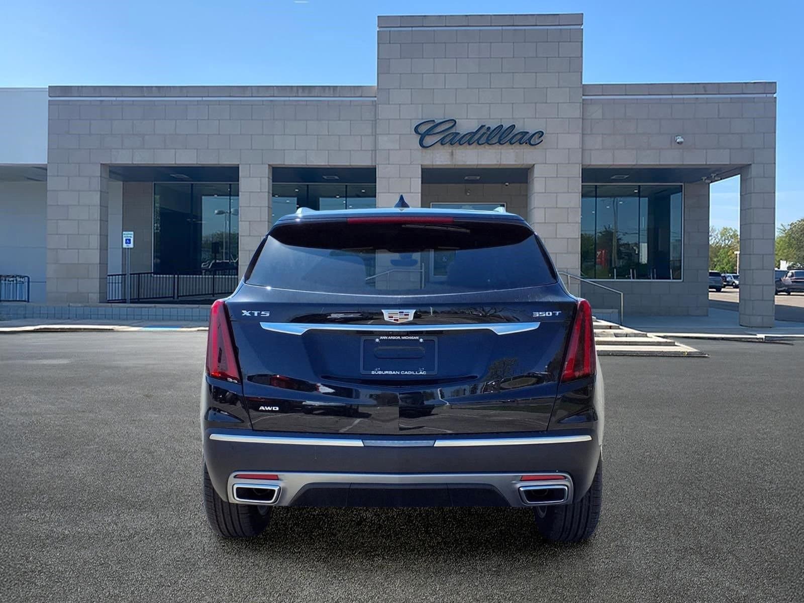 Thumbnail: 2026 Cadillac XT5 - 5