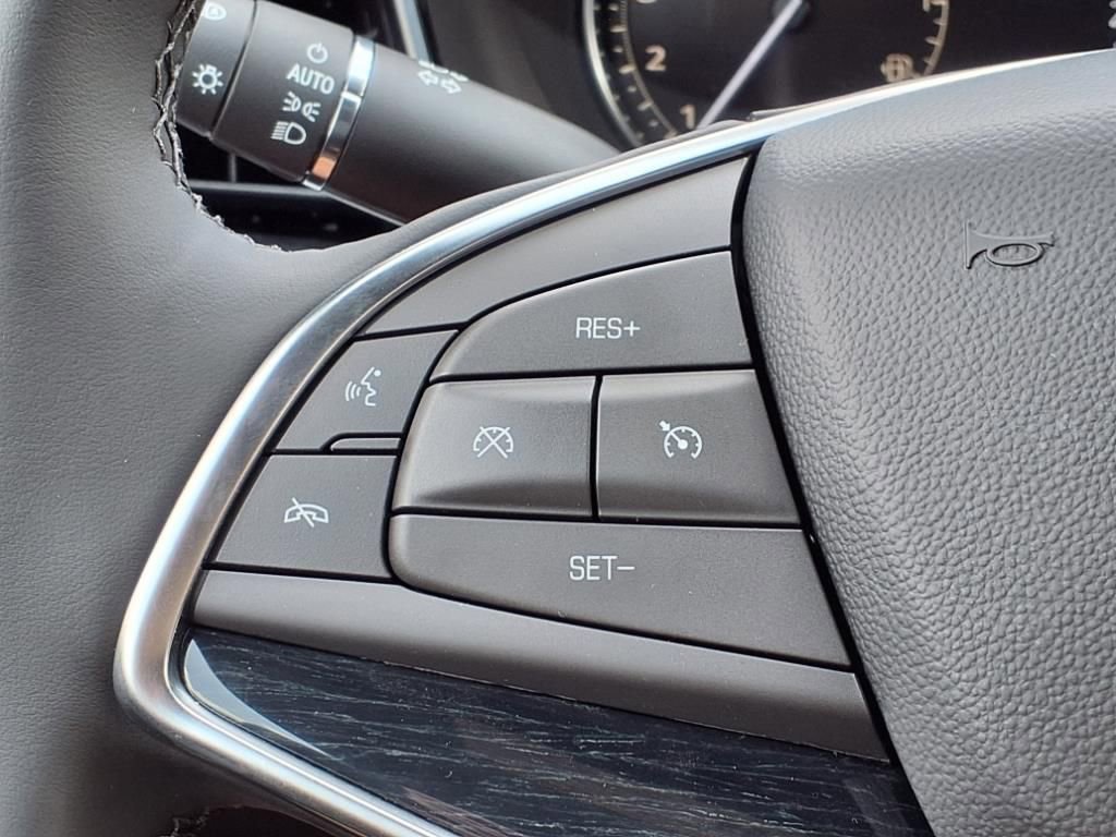 Thumbnail: 2025 Cadillac XT5 - 24