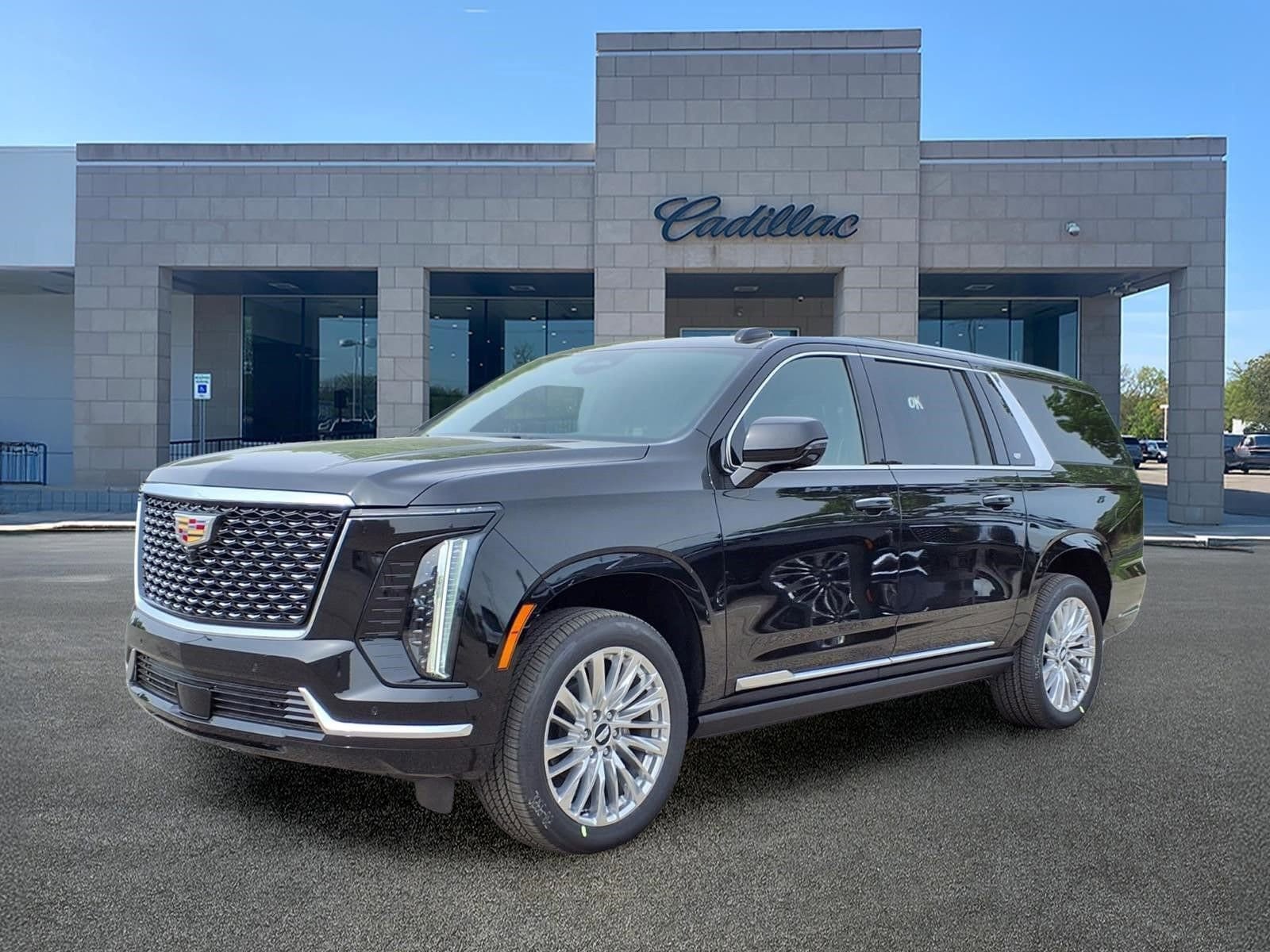 2026 Cadillac Escalade ESV Luxury 4WD's photo