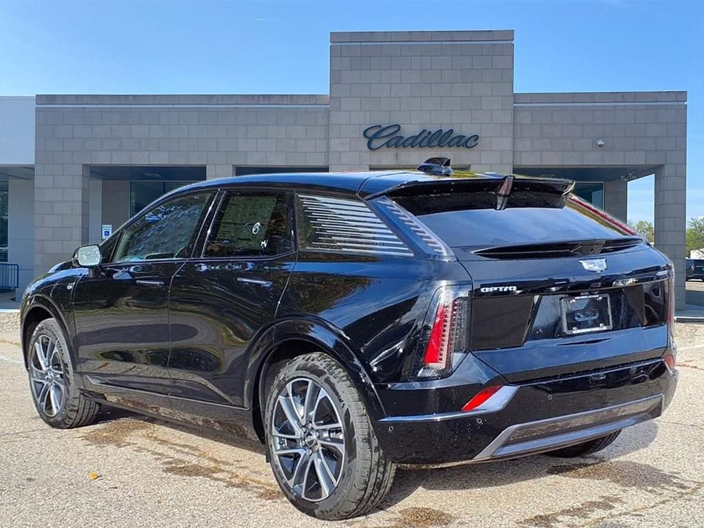 Thumbnail: 2026 Cadillac Optiq - 6