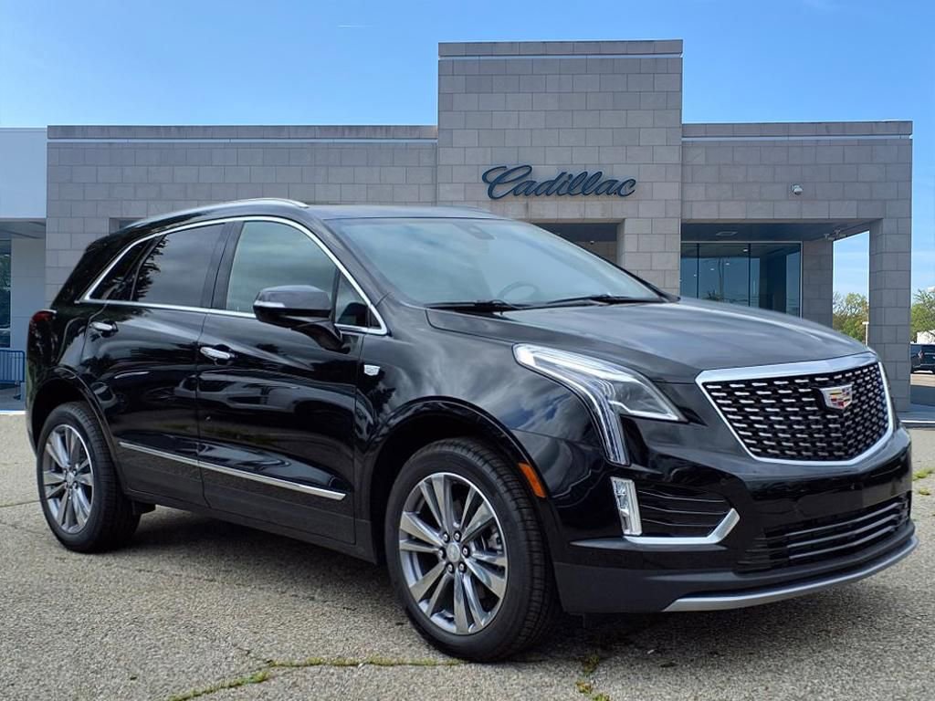 2025 Cadillac XT5 Premium Luxury photo 3