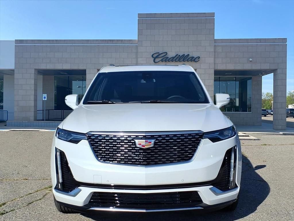 New 2025 CADILLAC XT6 Premium Luxury SUV