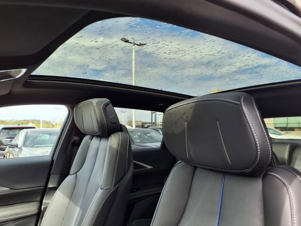 2025 Cadillac Lyriq Sport 1 15