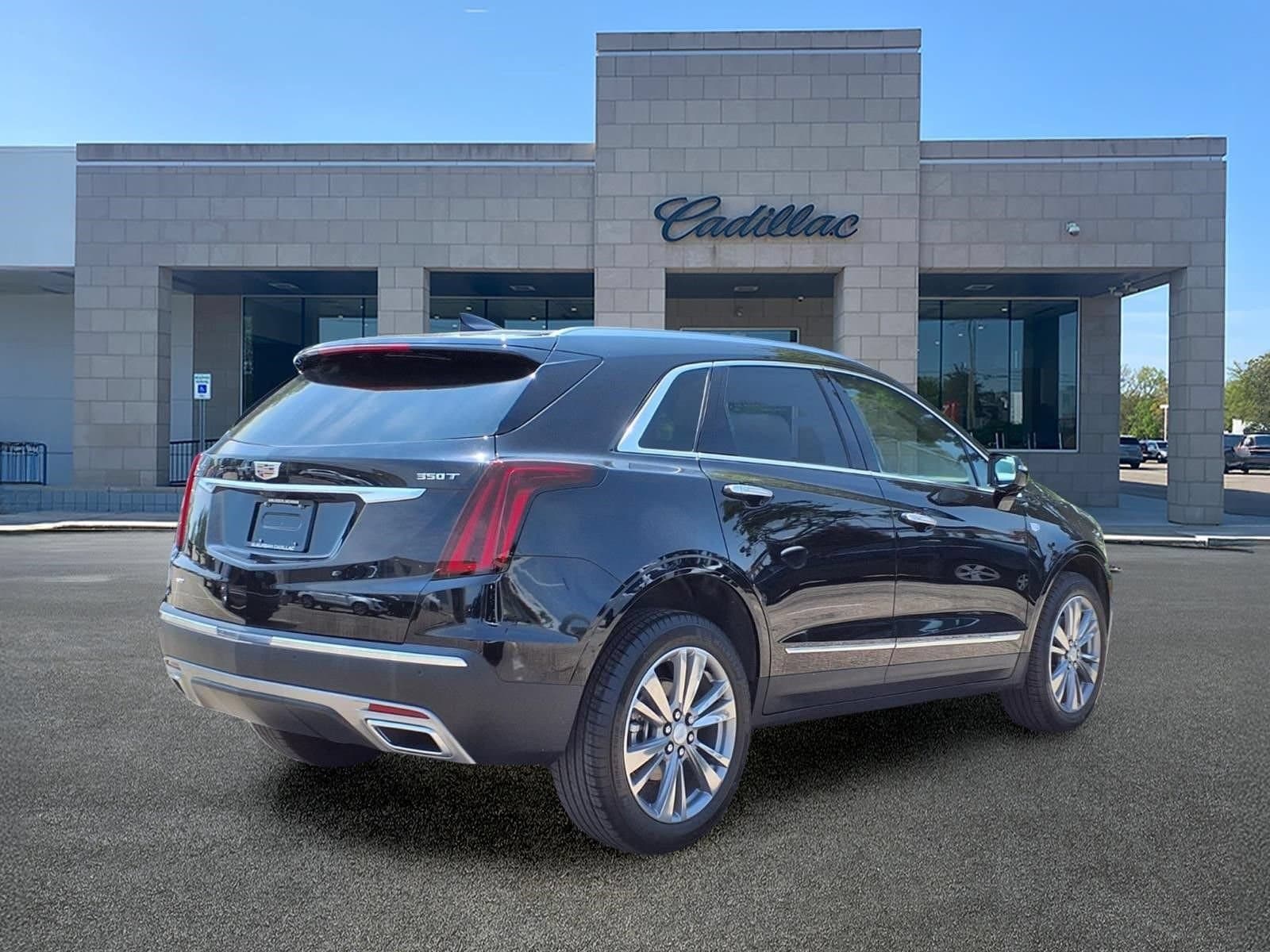 2026 Cadillac XT5 Premium Luxury - Photo 4