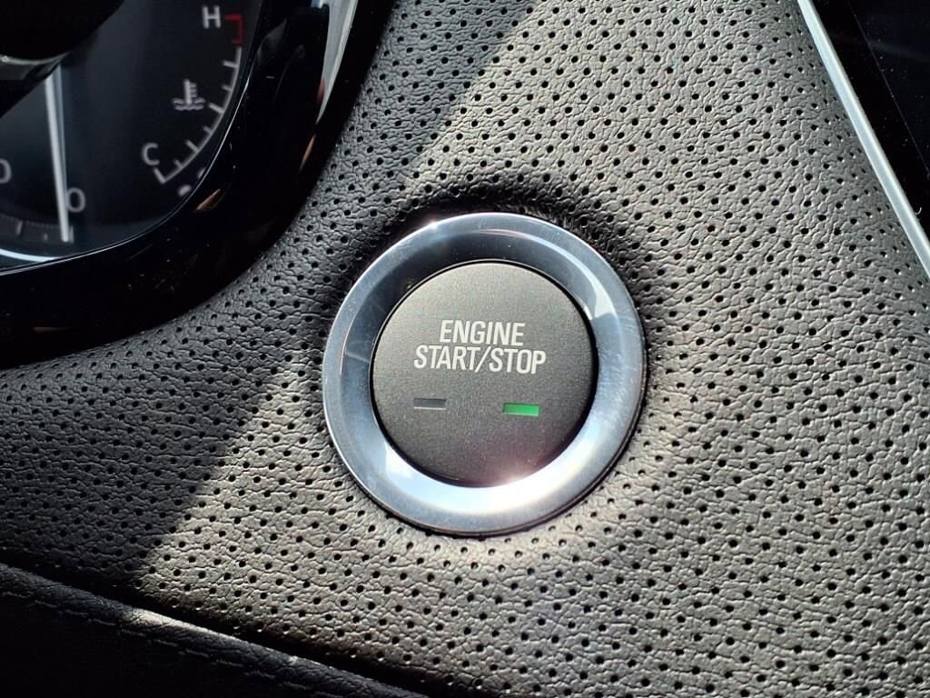 Thumbnail: 2025 Cadillac XT5 - 22