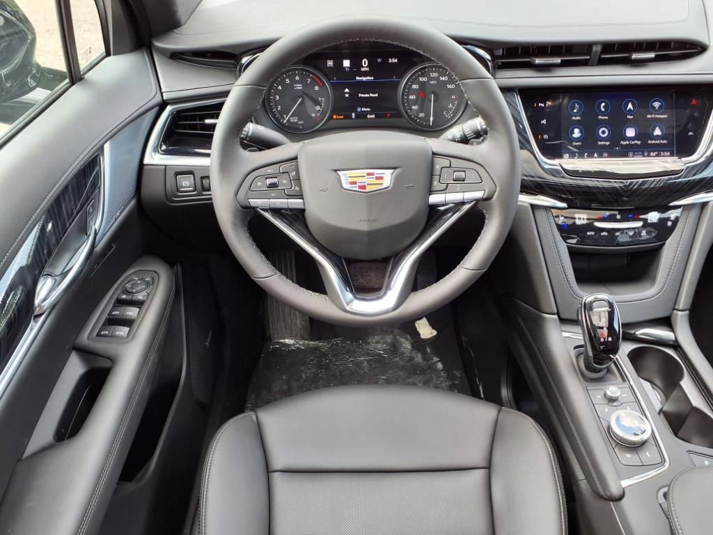 Thumbnail: 2025 Cadillac XT6 - 10