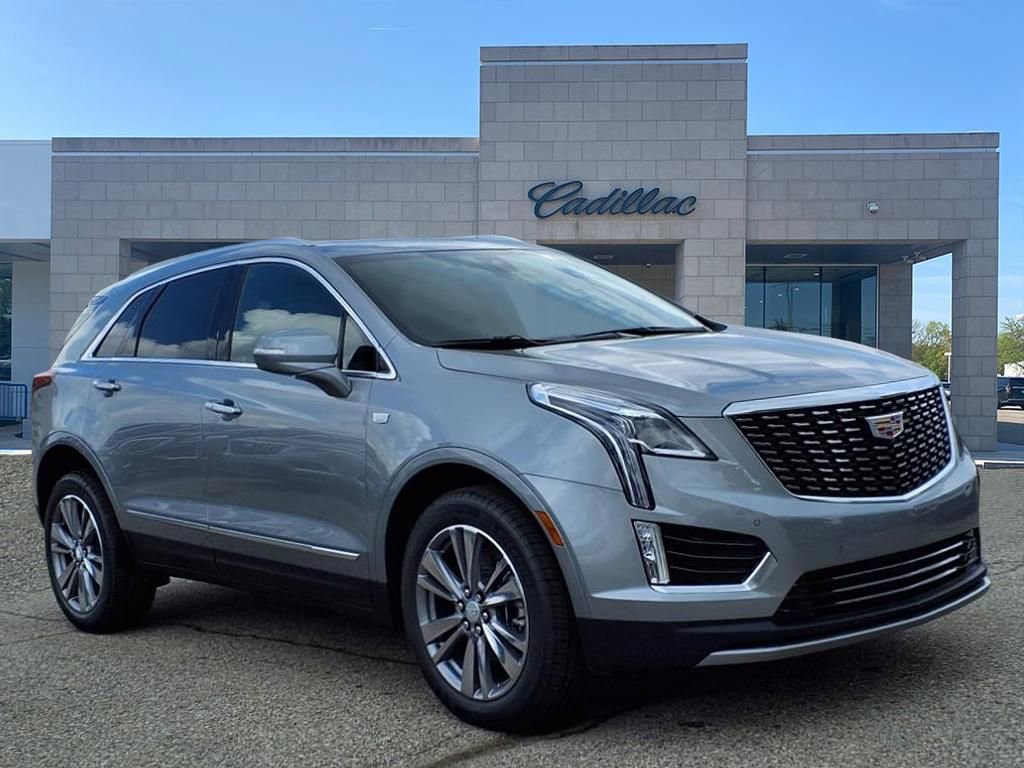 2025 Cadillac XT5 Premium Luxury photo 3
