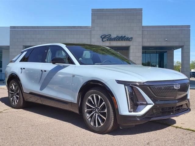 2024 Cadillac Lyriq Sport 2 3