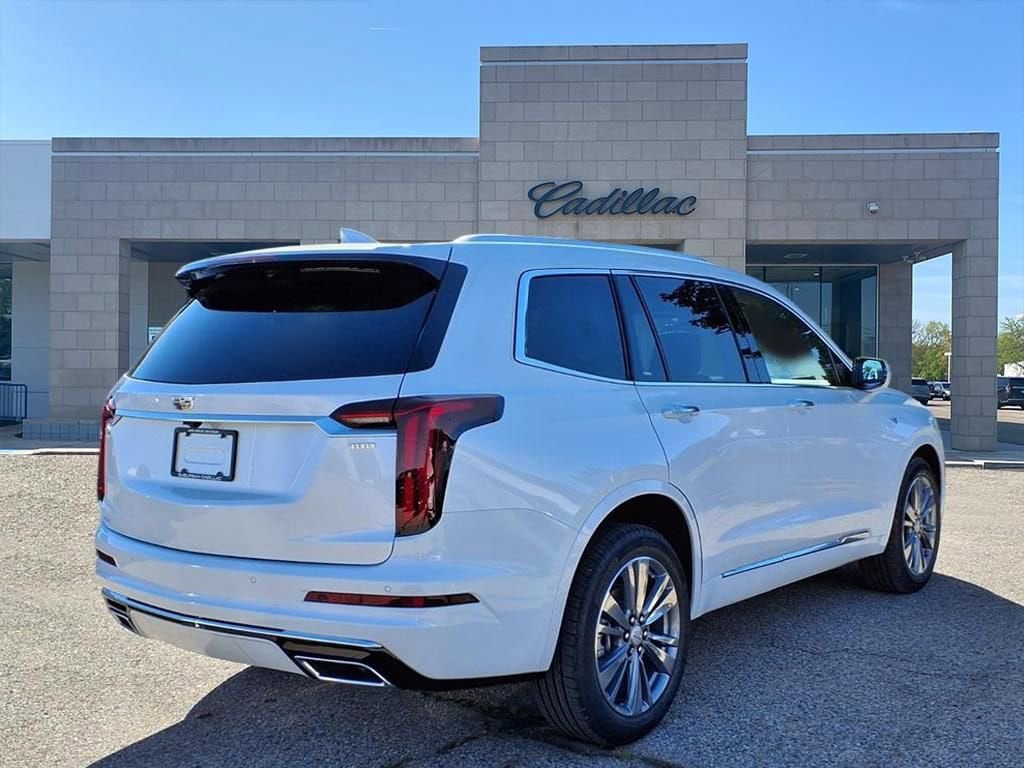 New 2025 CADILLAC XT6 Premium Luxury SUV