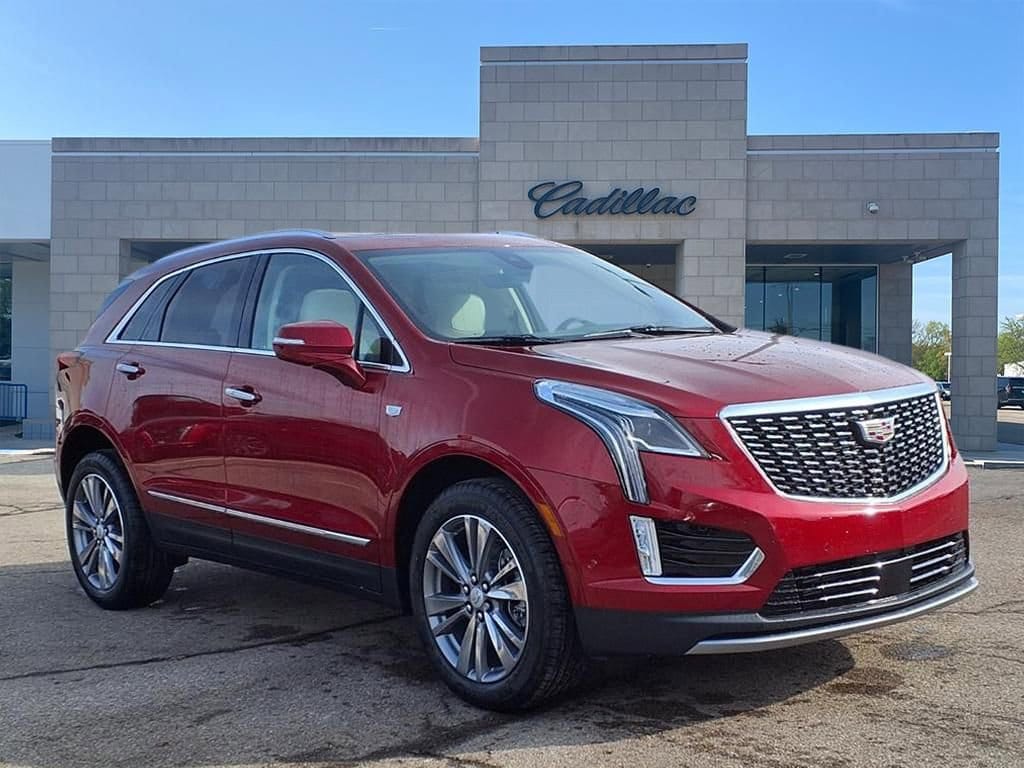 Thumbnail: 2026 Cadillac XT5 - 3