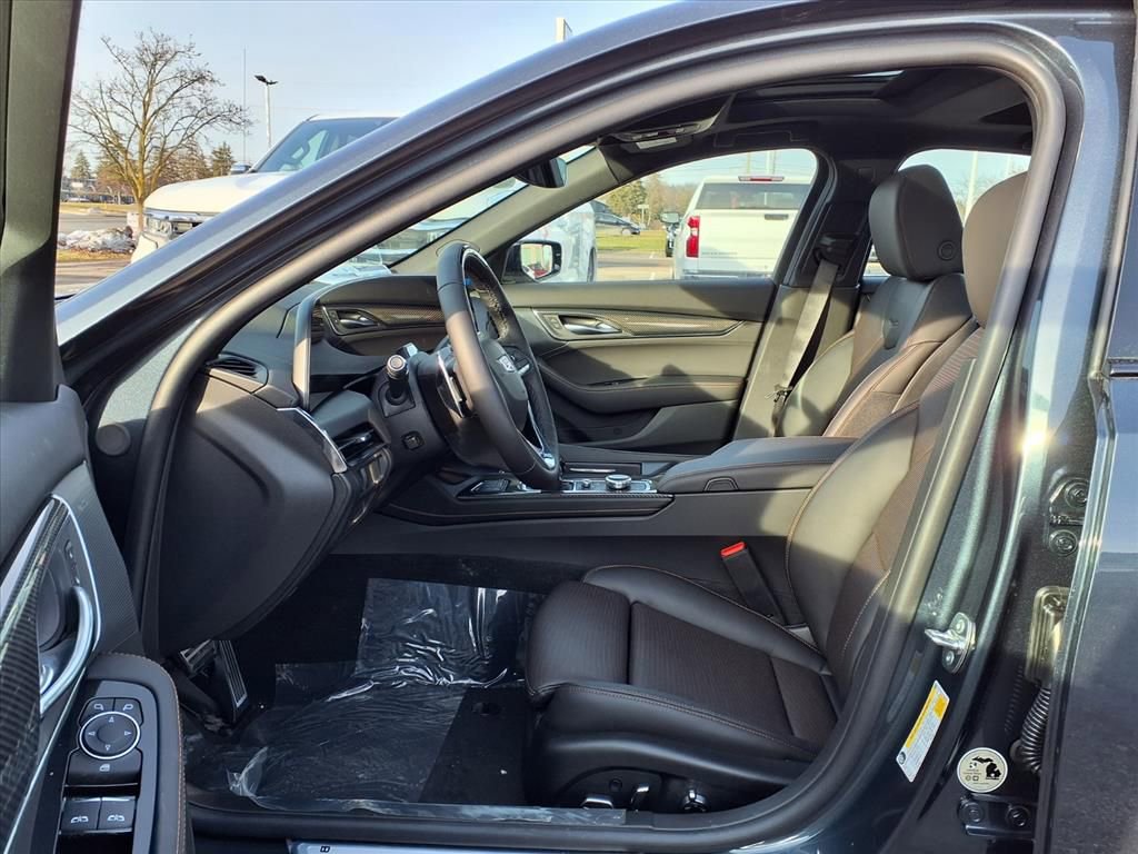 Thumbnail: 2026 Cadillac CT5 - 14