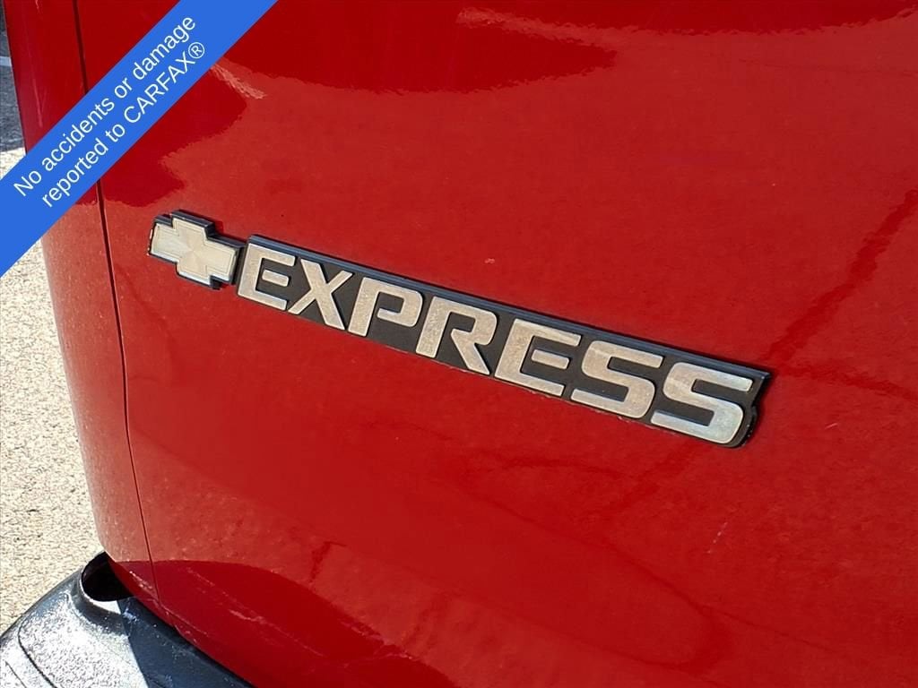 Thumbnail: 2017 Chevrolet Express - 11