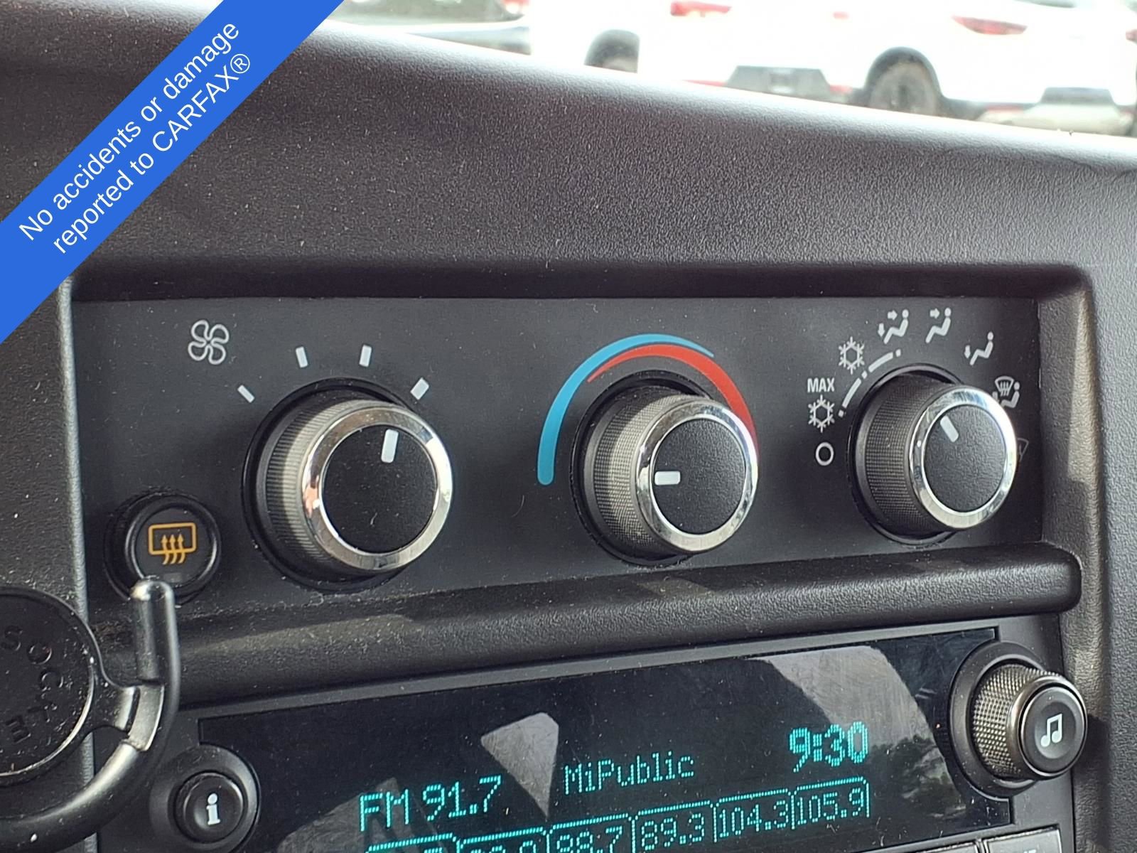 Thumbnail: 2016 Chevrolet Express - 25