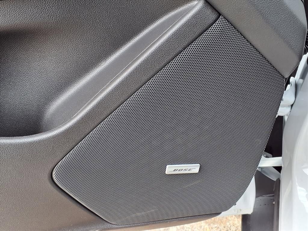 Thumbnail: 2026 Cadillac XT5 - 13