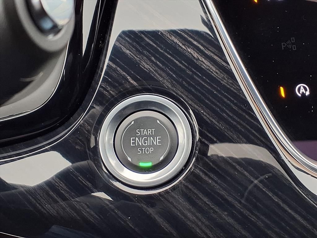 Thumbnail: 2025 Cadillac XT6 - 24