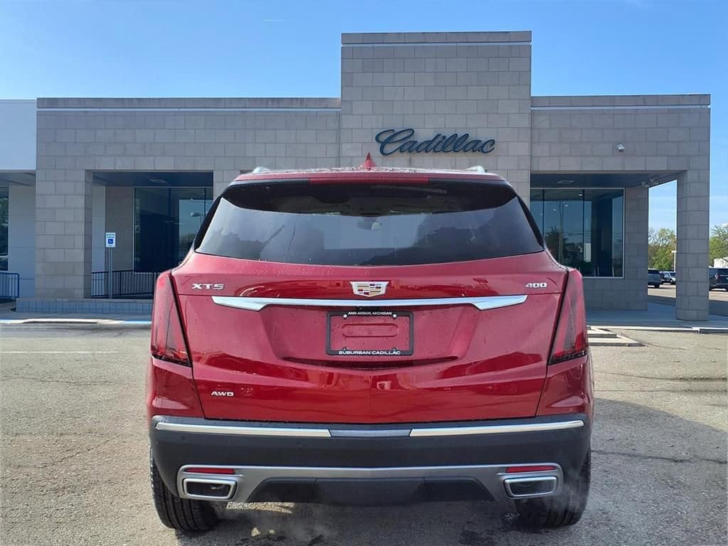 Thumbnail: 2026 Cadillac XT5 - 5