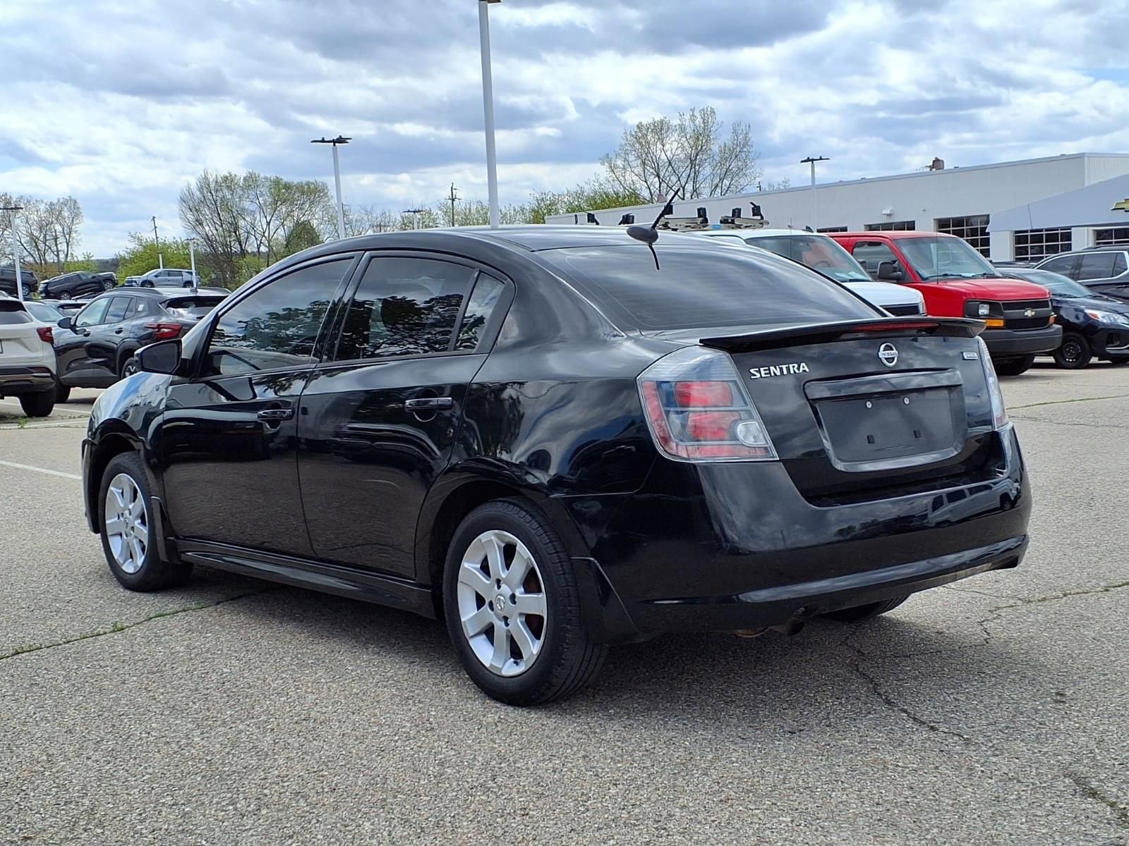 Thumbnail: 2012 Nissan Sentra - 7