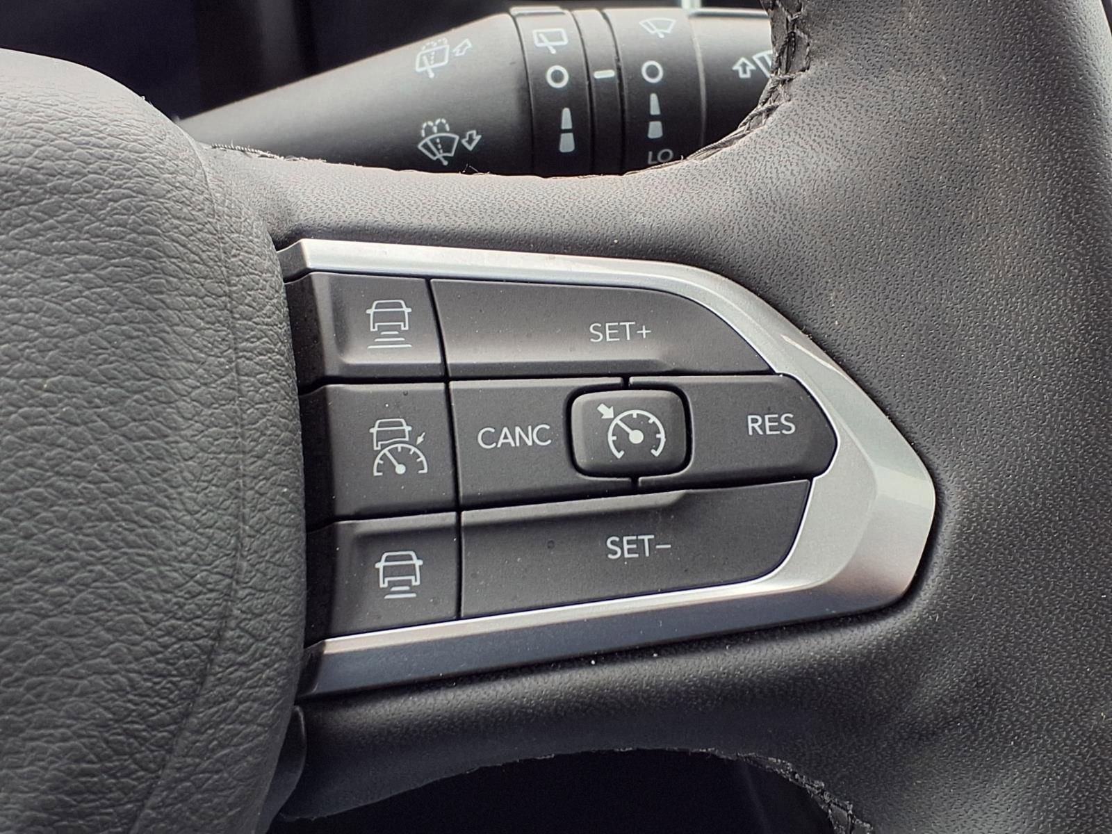 Thumbnail: 2025 Jeep Compass - 24