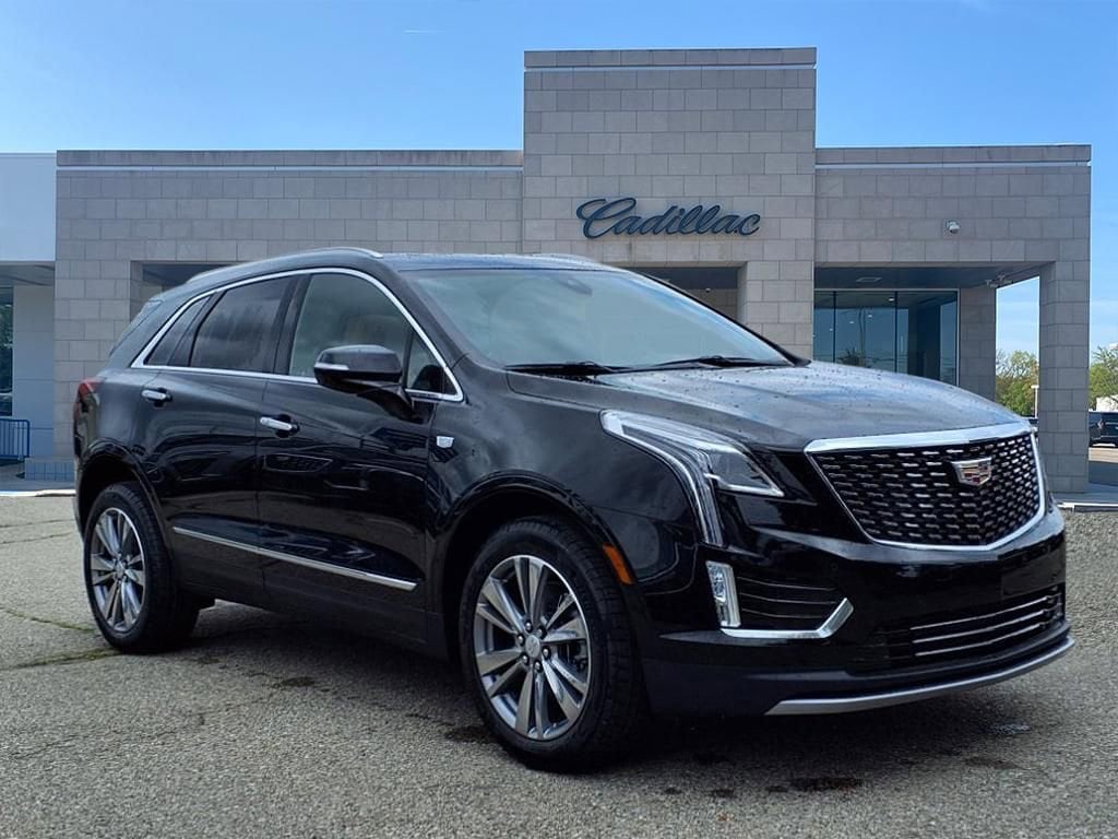 Thumbnail: 2025 Cadillac XT5 - 3