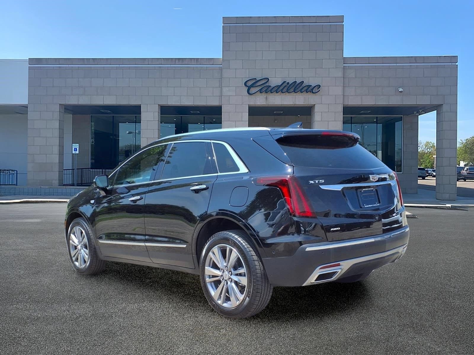2026 Cadillac XT5 Premium Luxury - Photo 6