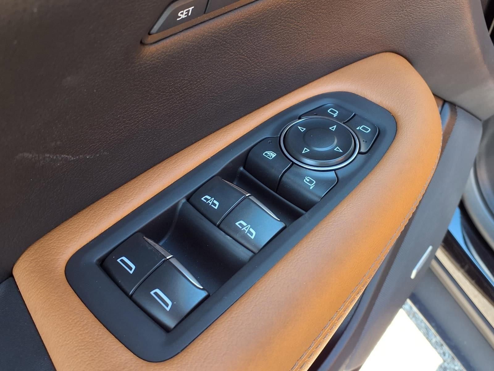 Thumbnail: 2026 Cadillac XT5 - 11