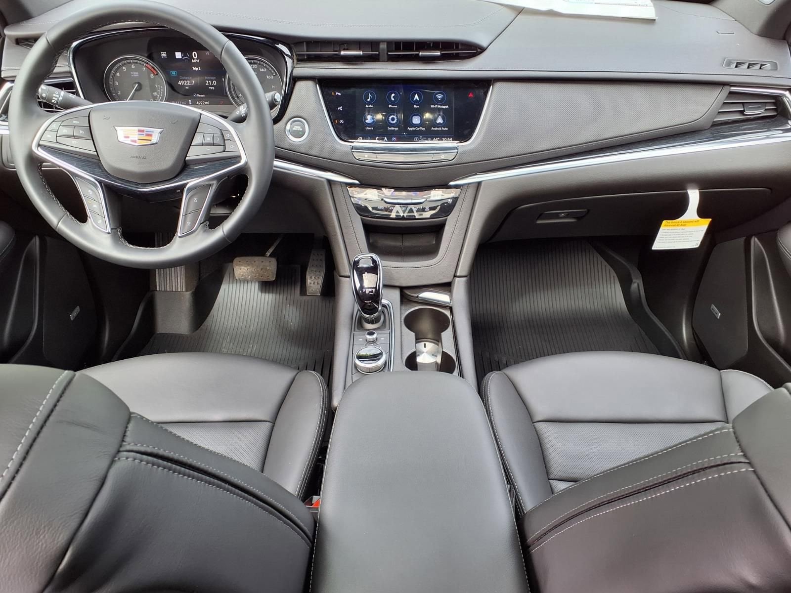 Thumbnail: 2026 Cadillac XT5 - 10