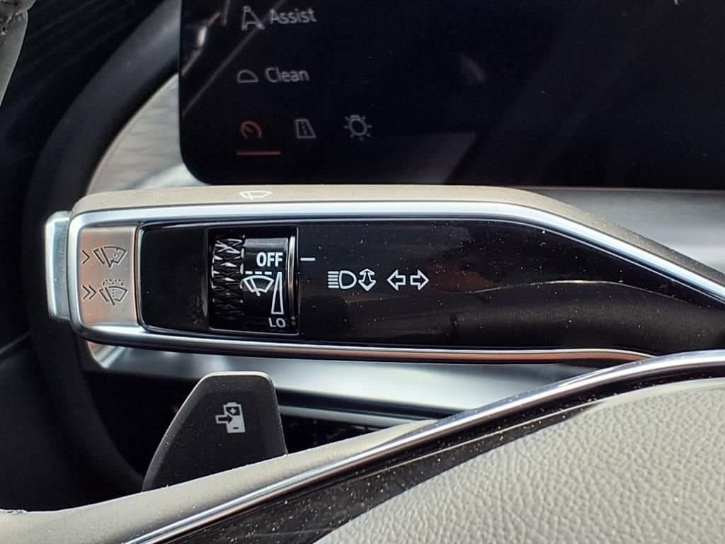 2025 Cadillac Lyriq Sport 1 20