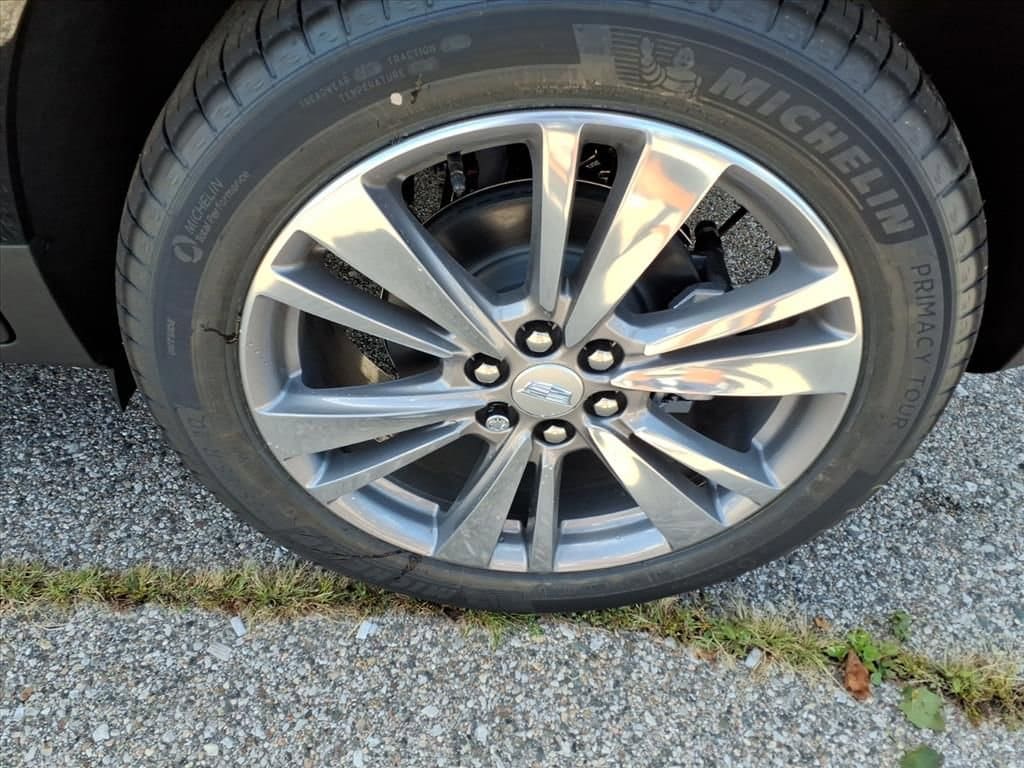 Thumbnail: 2025 Cadillac XT5 - 8