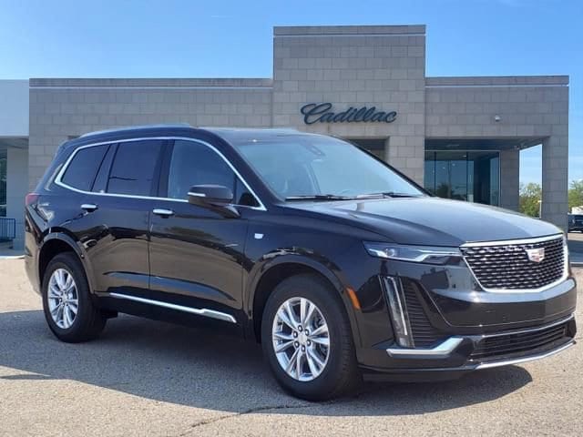 2025 Cadillac XT6 Luxury 3