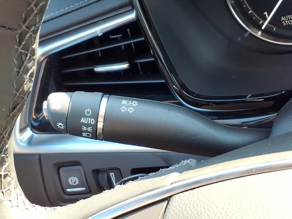 Thumbnail: 2025 Cadillac XT5 - 19