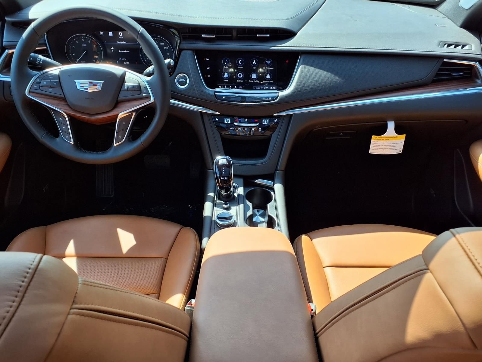 Thumbnail: 2026 Cadillac XT5 - 8