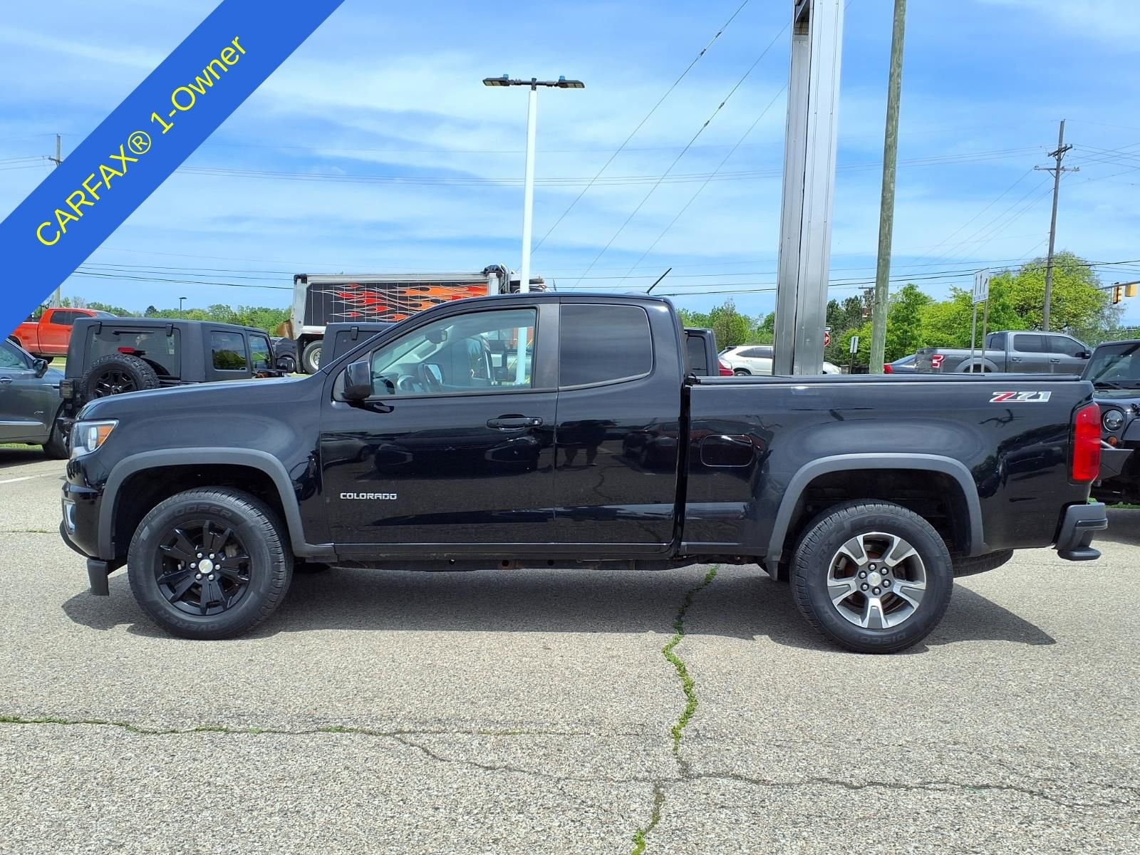 Thumbnail: 2017 Chevrolet Colorado - 8