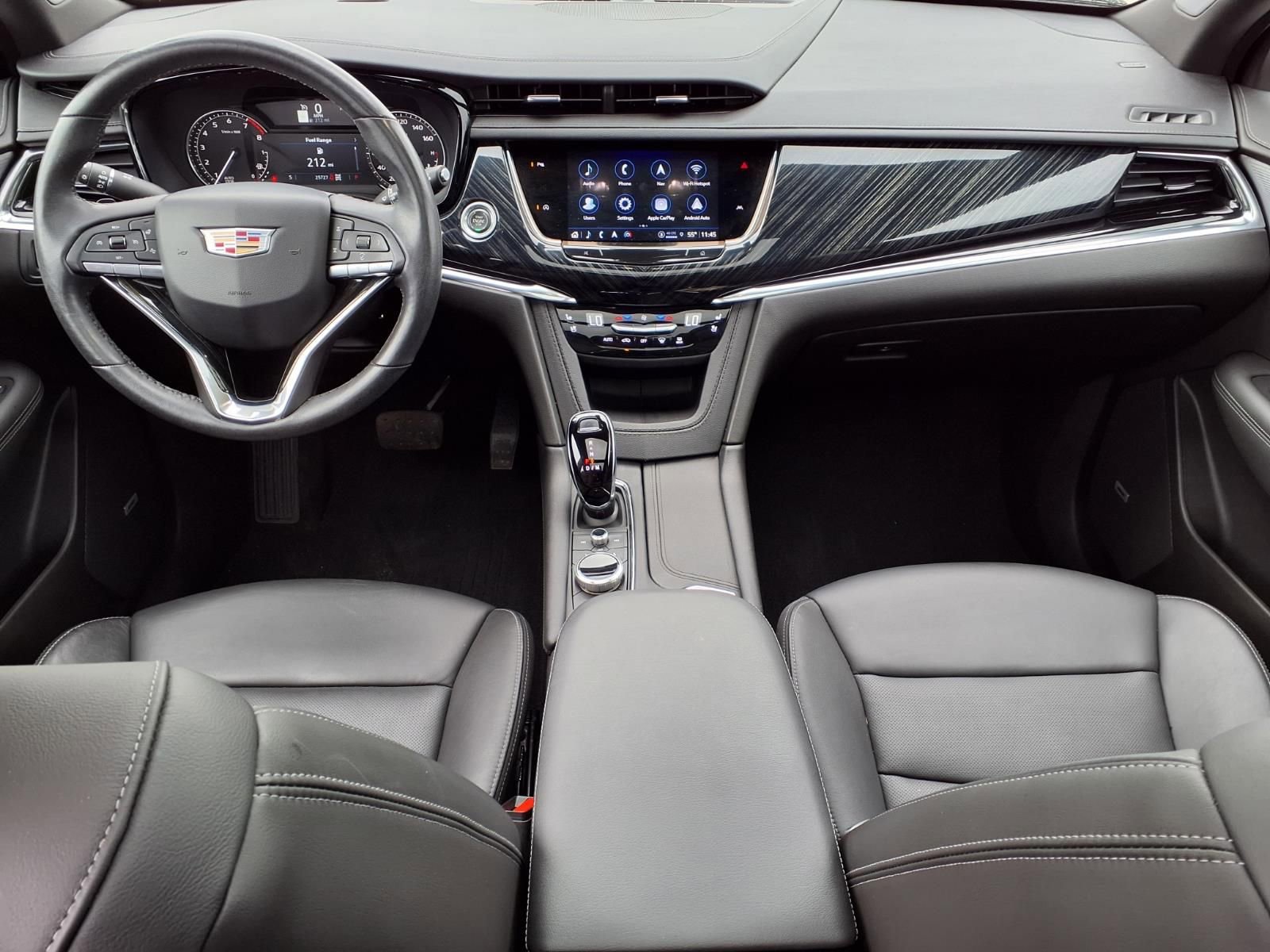 Thumbnail: 2023 Cadillac XT6 - 11