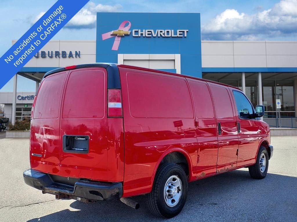 Thumbnail: 2017 Chevrolet Express - 5