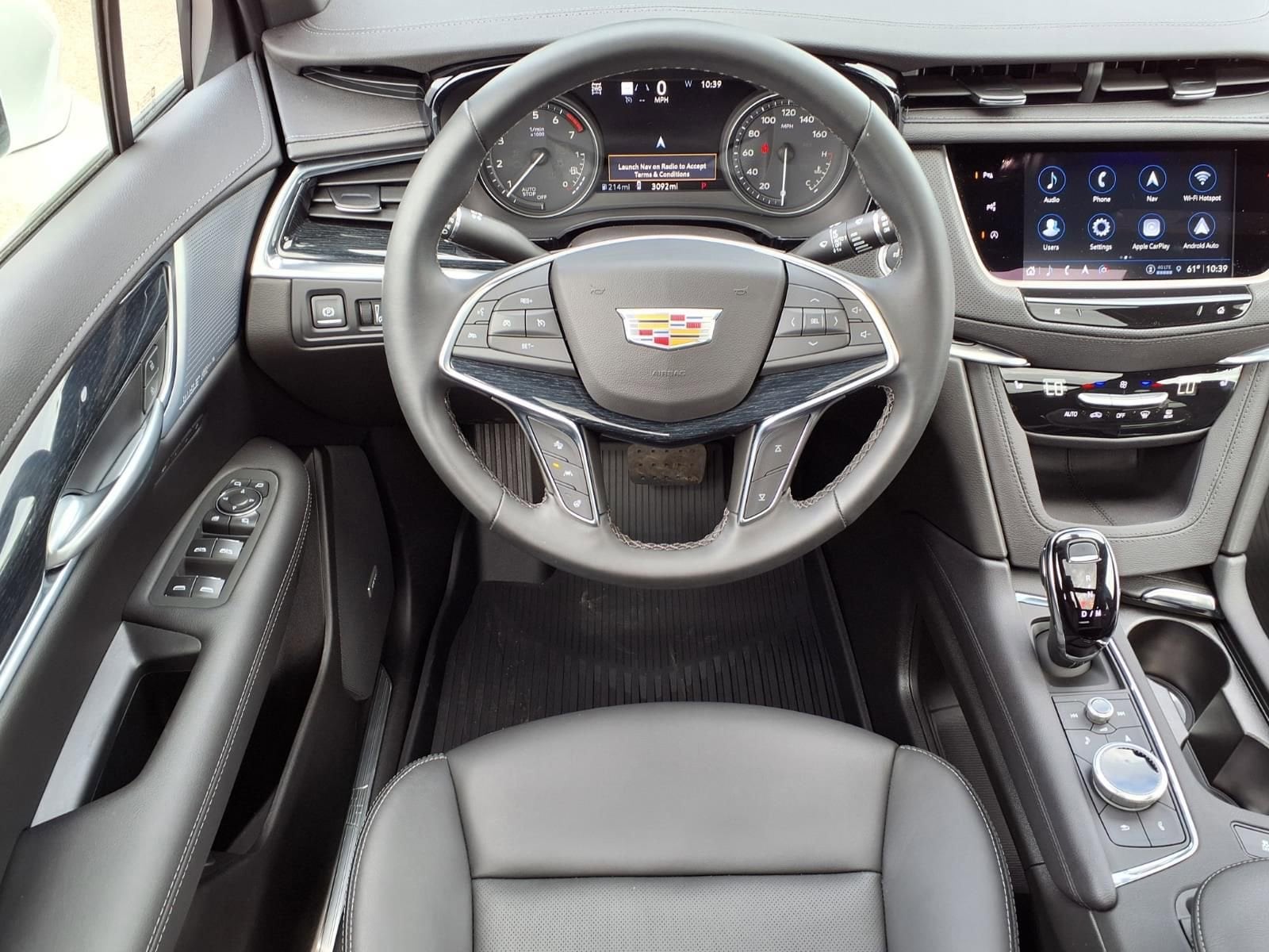 Thumbnail: 2026 Cadillac XT5 - 11