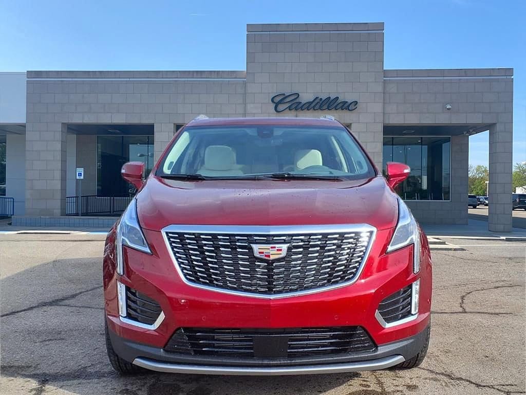 Thumbnail: 2026 Cadillac XT5 - 2