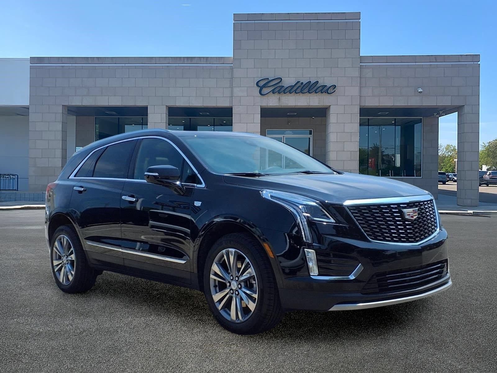 2026 Cadillac XT5 Premium Luxury - Photo 3