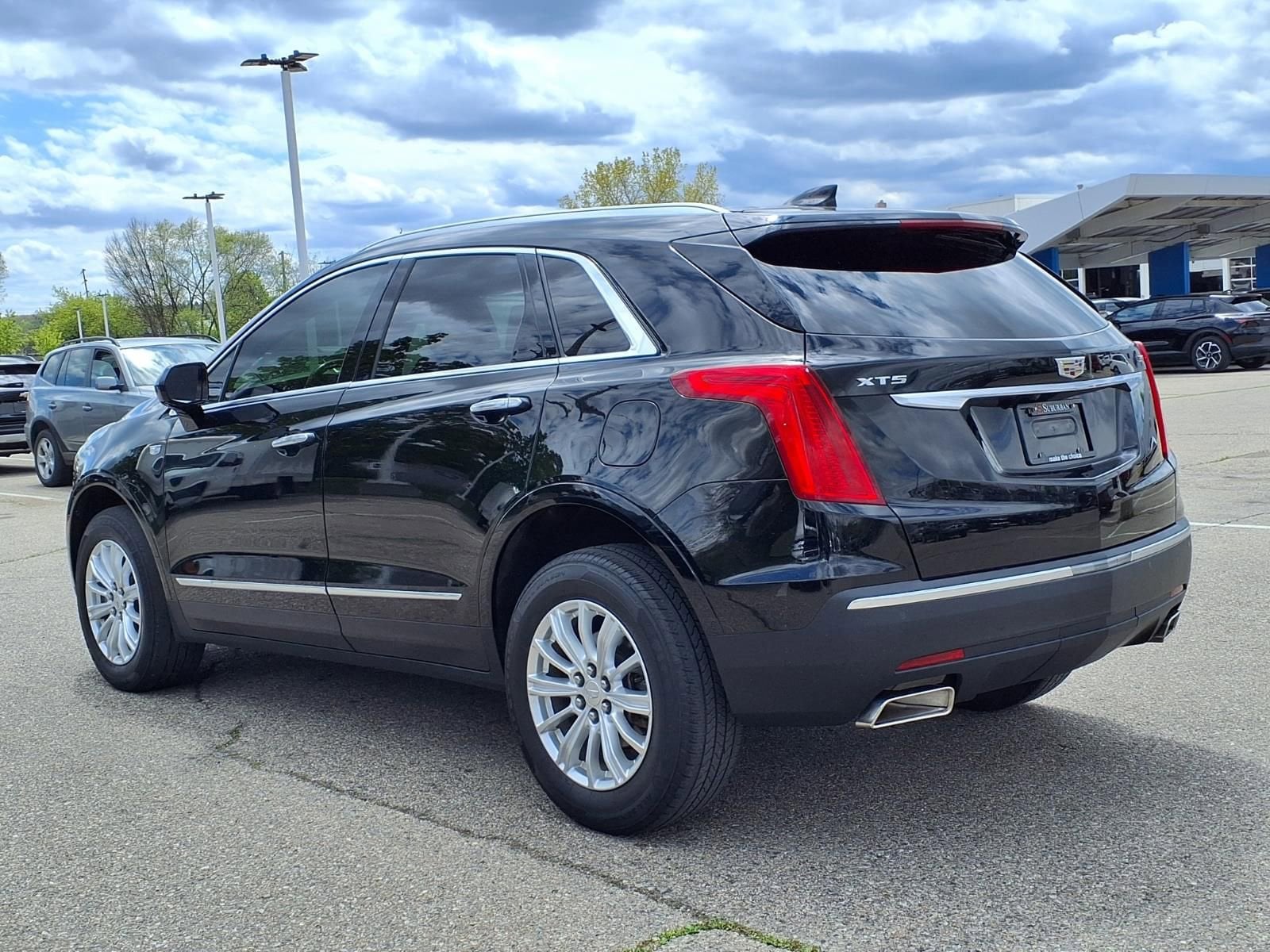 Thumbnail: 2019 Cadillac XT5 - 7