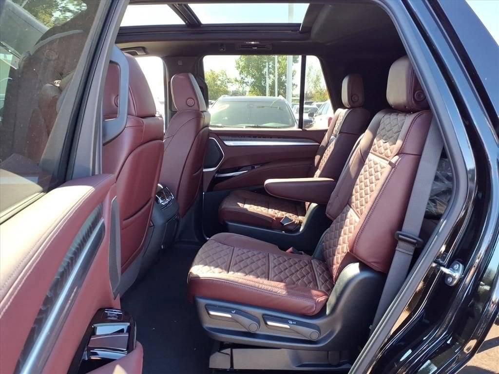 Thumbnail: 2026 Cadillac Escalade - 9